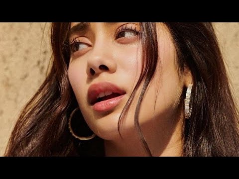 Janhvi Kapoor Hot Face Closeup | Janhvi Kapoor Sexy Expressions || Reels Saree Tiktok