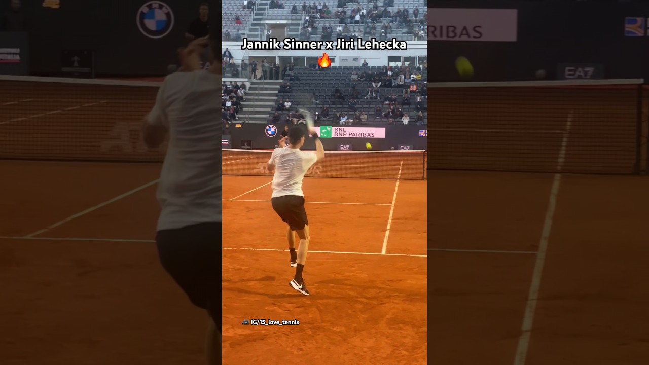 Jannik Sinner amazing backhand winner against Jiri Lehecka. 🔥 First Practice in Rome #tennis