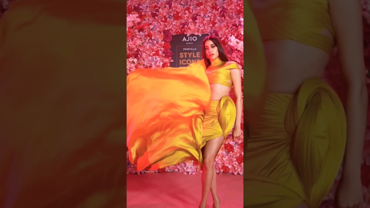 Janvi Kapoor Slow Motion | @TrendingControversy