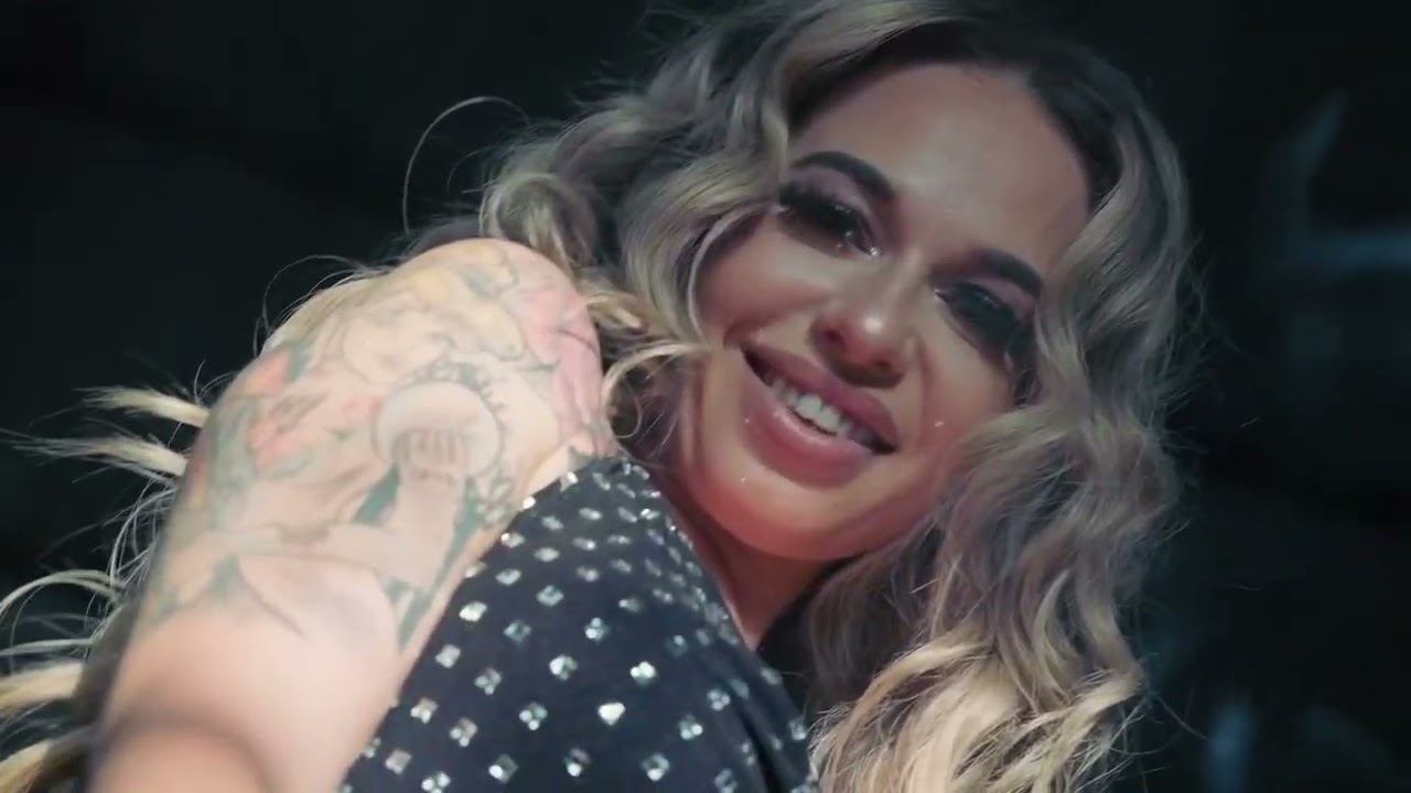 Japanese @Stiffbarbie x Mariahlynn (Official Music Video)