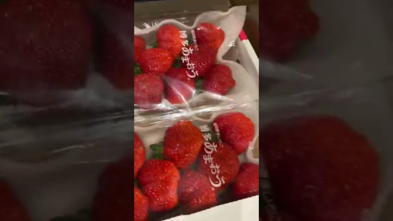 Japanese strawberry #strawberry#berry#freeh#grocery#asian#asianfood#japanese