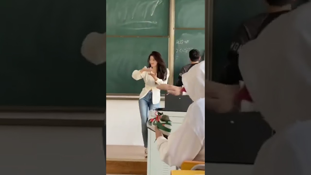 Japanese Teacher,,,🤣