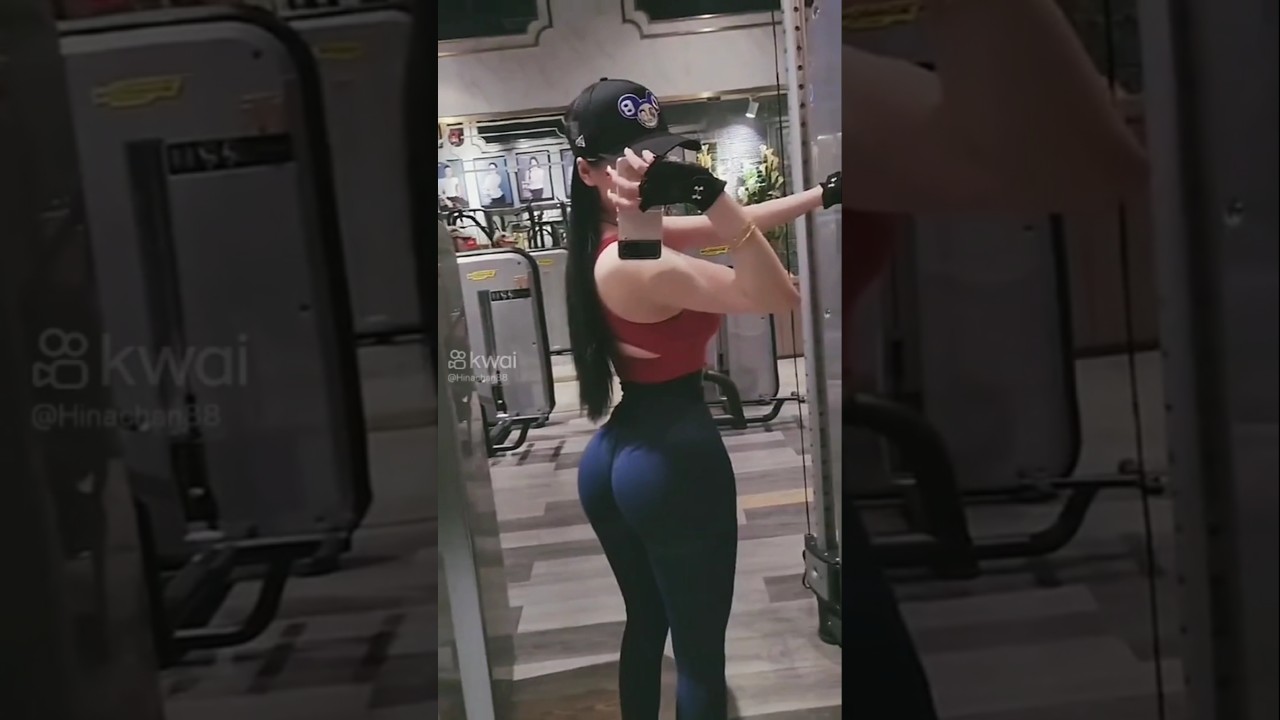 Japonesa muito gostosa na academia