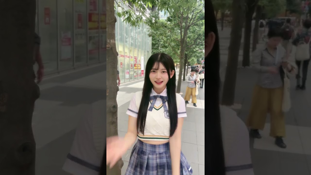 japonesas linda en minifalda