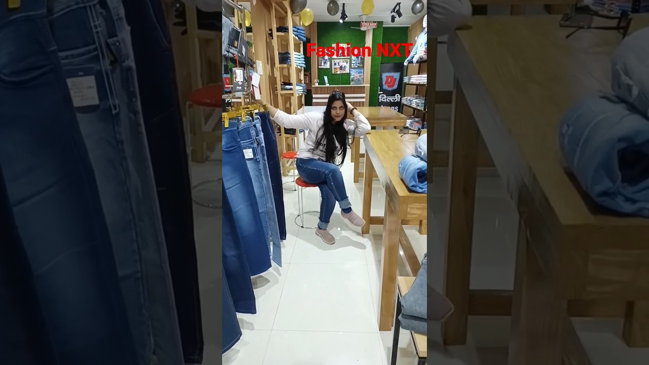 Jasmine Vlog beautiful hot sitting style @FashionNXT #fashionnxt #jasminevlog #shorts