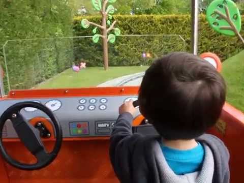 Jason Driving Daddy Pig's Car