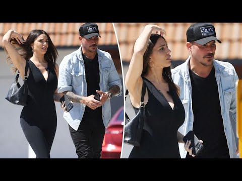 Jax Taylor, 44, grabs lunch with model Paige Woolen, 32, Brittany Cartwright split|kaps update