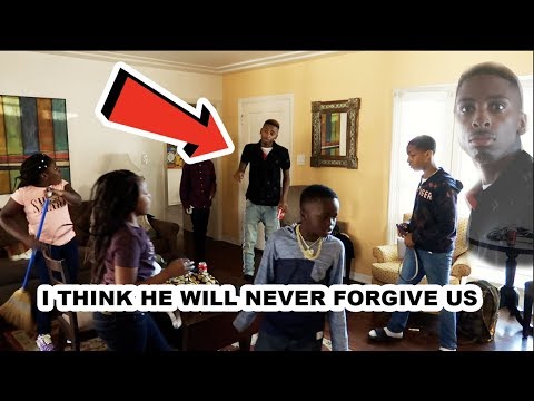 JAY, KAM, MIRAH & WOO DISRESPECTING FUNNYMIKE PRANK!!