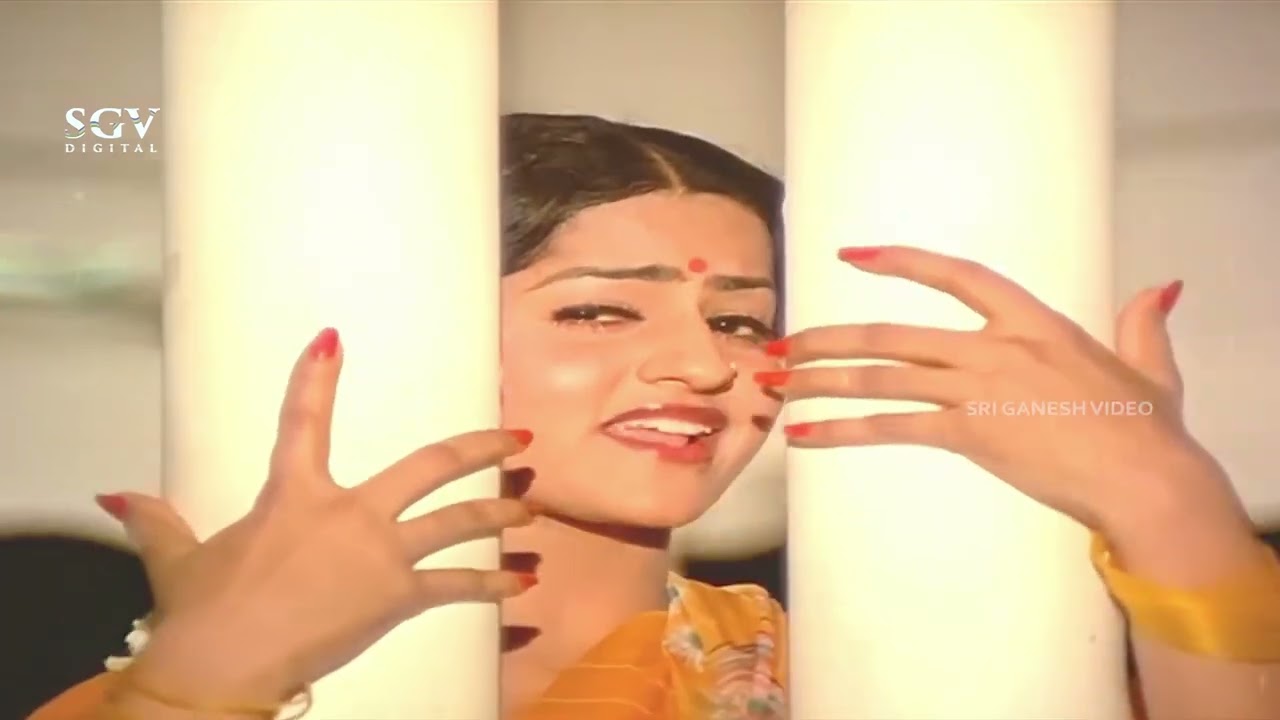 Jayamalini - Police Papanna - Onde Yerde Moore (Special Edit of Sexy Hot Song in VPL Saree in 4K)