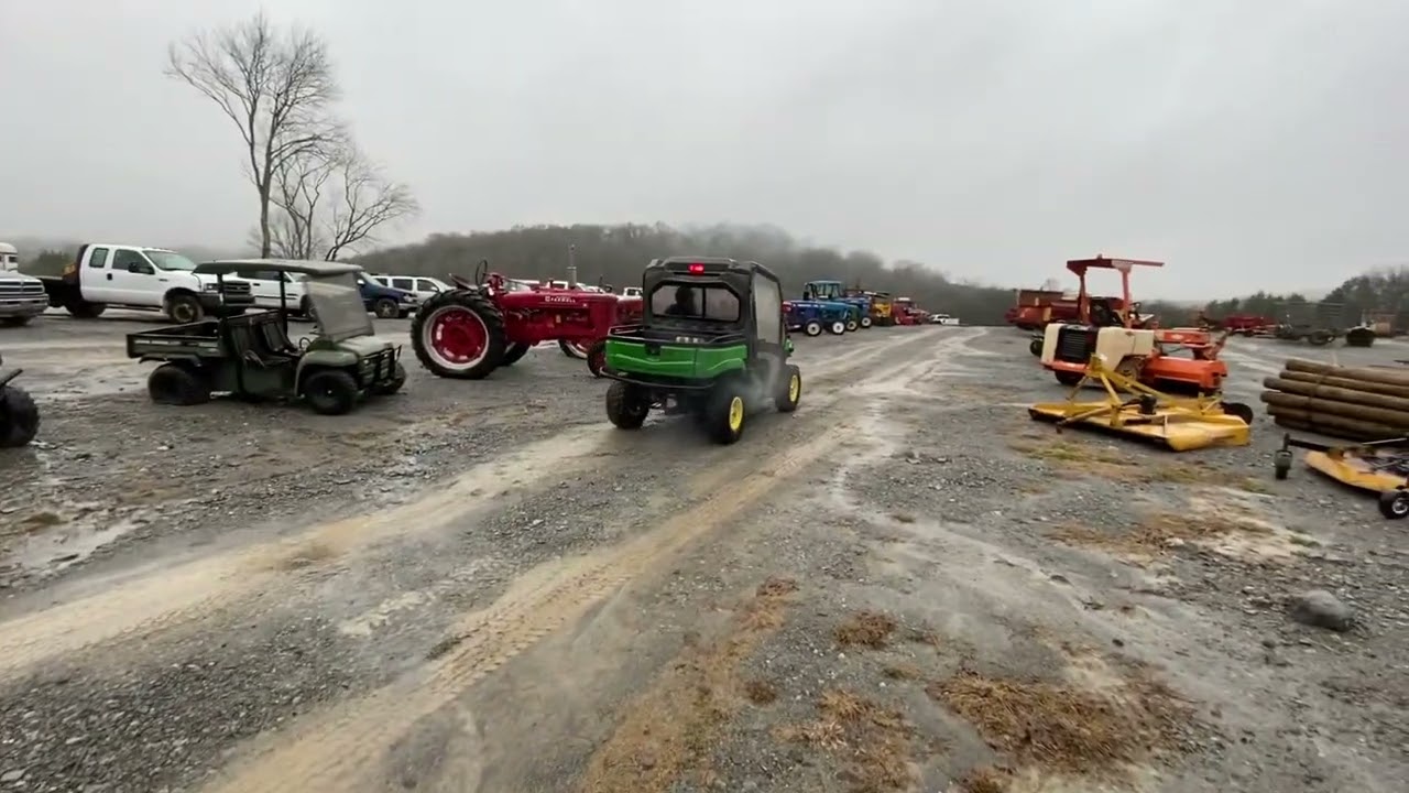 JD Gator Cab