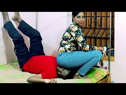 jeens me face sitting challenge#odiavlog#dailyvlog‎#funny#prank#husbandwifecomedy@amritanewvlogs6827