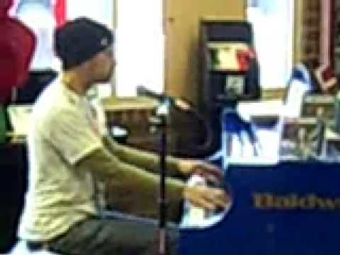 Jeff Jacobs plays Linus and Lucy at Piano Trends