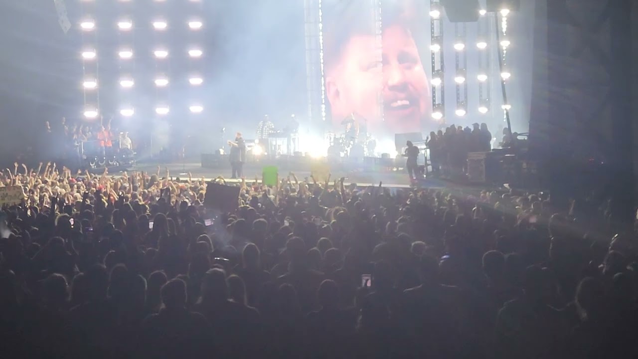 ‎@JellyRoll 