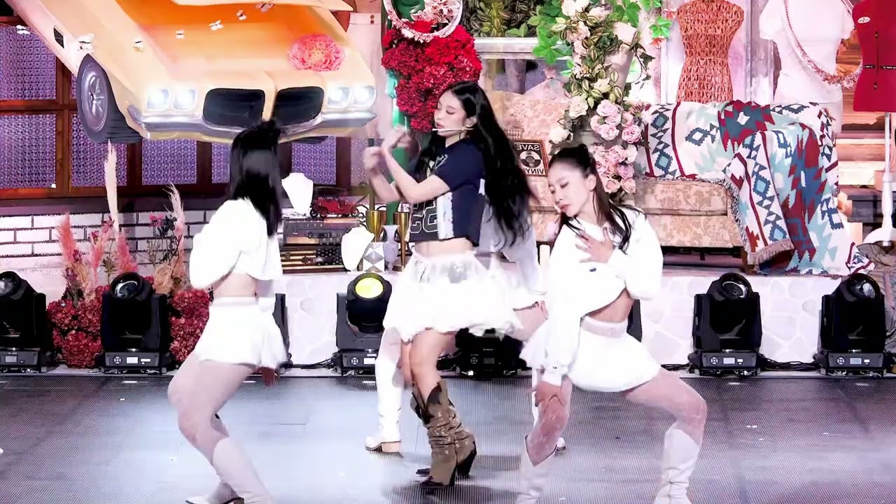 JENNIE 'Mantra' Dance Practice mirrored