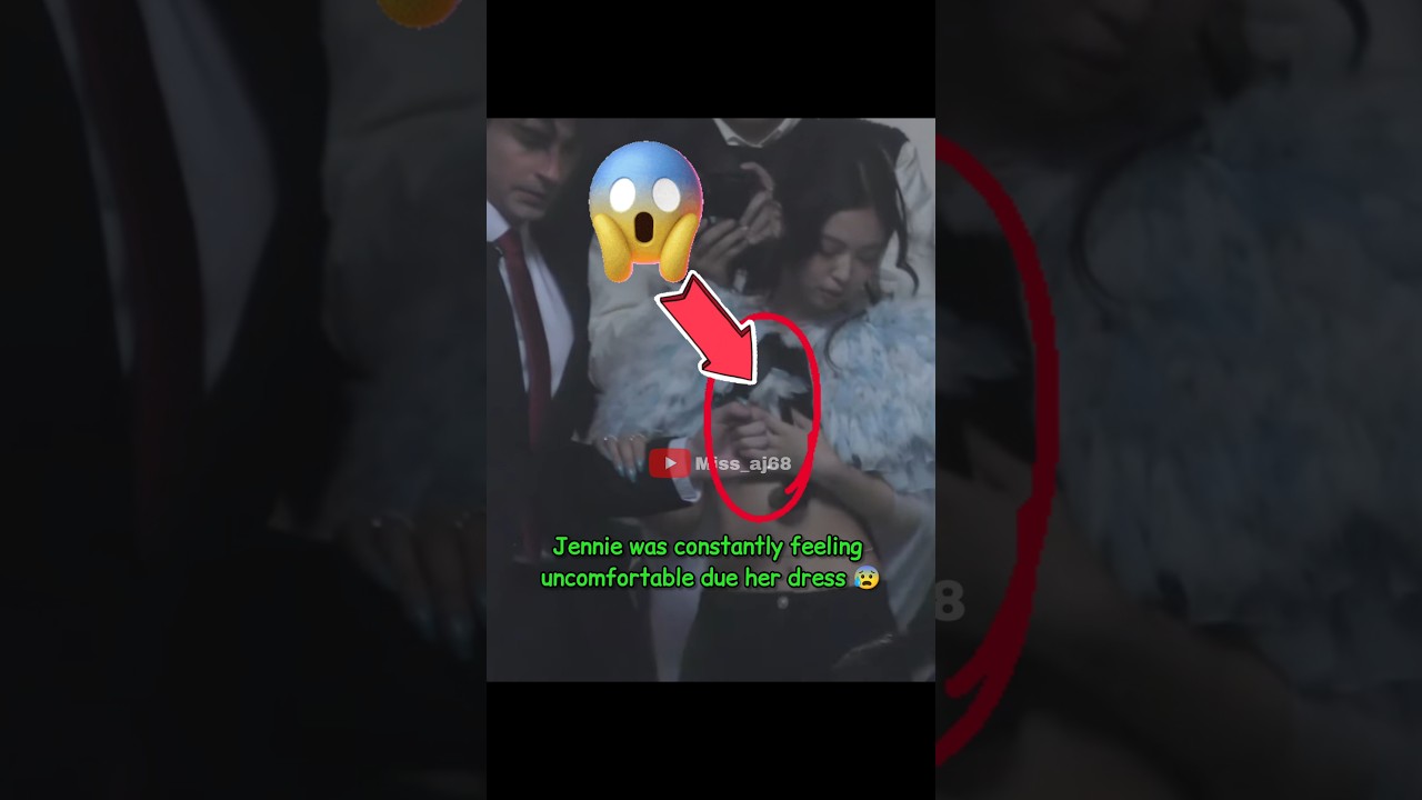 Jennie 's dress malfunction 😱😰 #jennie #sad #fypviralシ #ytshorts #blink #nini @jennierubyjane