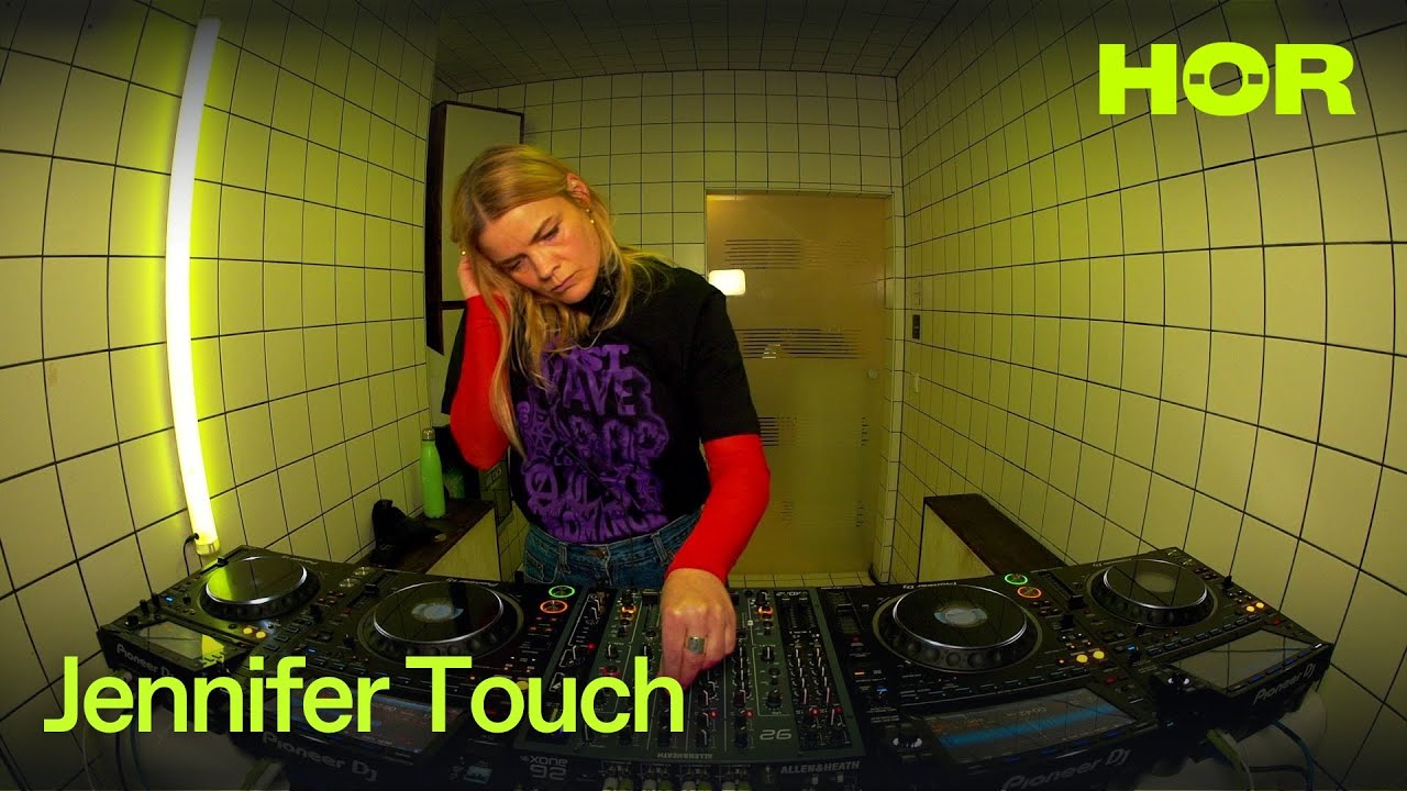 Jennifer Touch | HÖR - November 18 / 2024