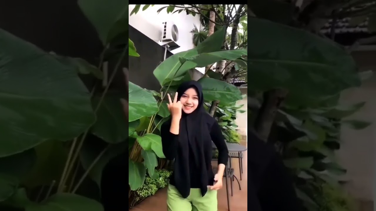 #jesslyn #drisella #seluarhijaugelek #jesslyngelek #tudunghitamseluarhijaugelek #drisellagelek
