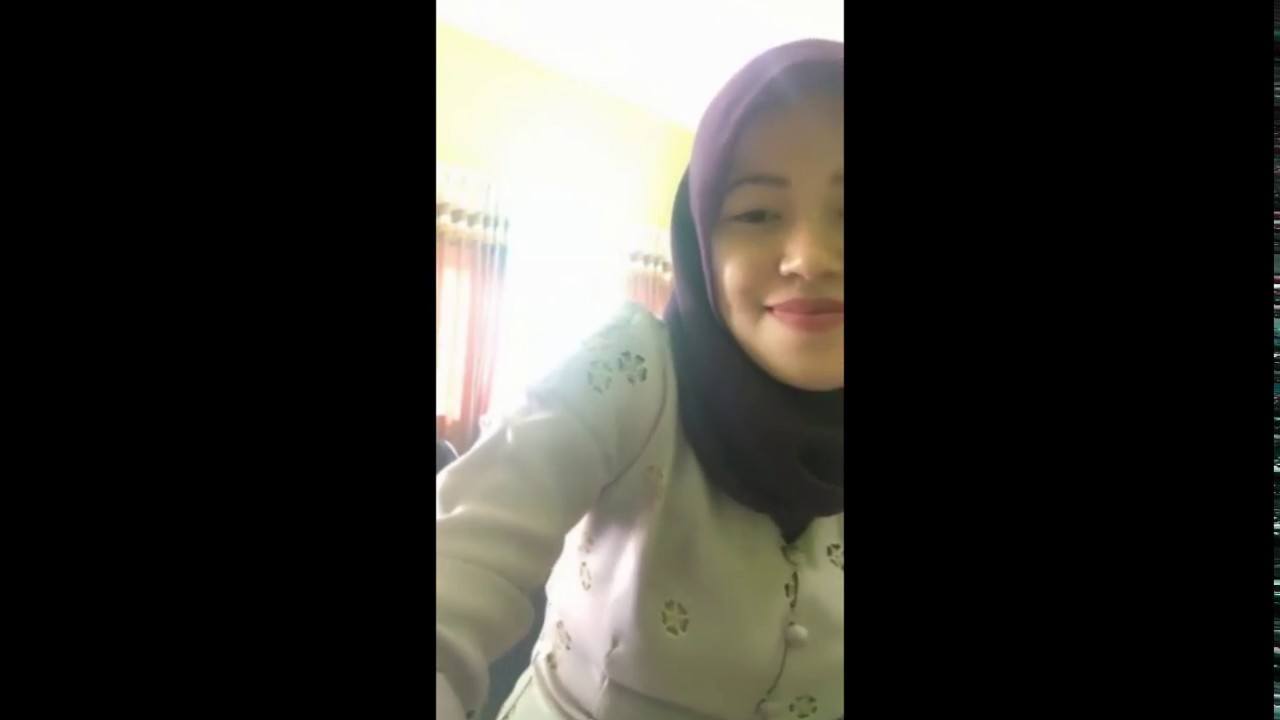 Jilbab Apoteker Cantik