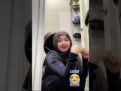 Jilbab intan24 toked gede live TikTok di kamar mandi sampai sange #tiktok #hijab