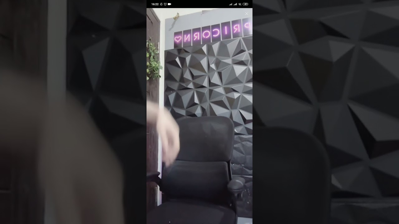 jilbab naura amor lagi nih live bigo hot boba gedhe.. #jilbab#viral#live#bigo