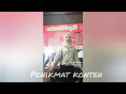Jilbab tik tok Nadya goyang hot🤤‼️