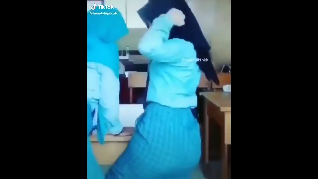 JILBOB SMA GOYANG BELAKANG