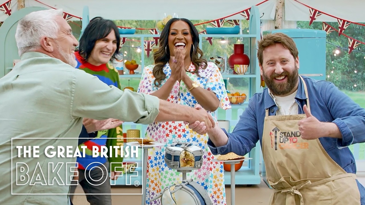 Jim Howick WOWS Noel with stunning drum kit cake | The Great Stand Up To Cancer Bake Off