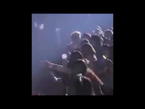 Jimin i zorla öpen gıcık fan