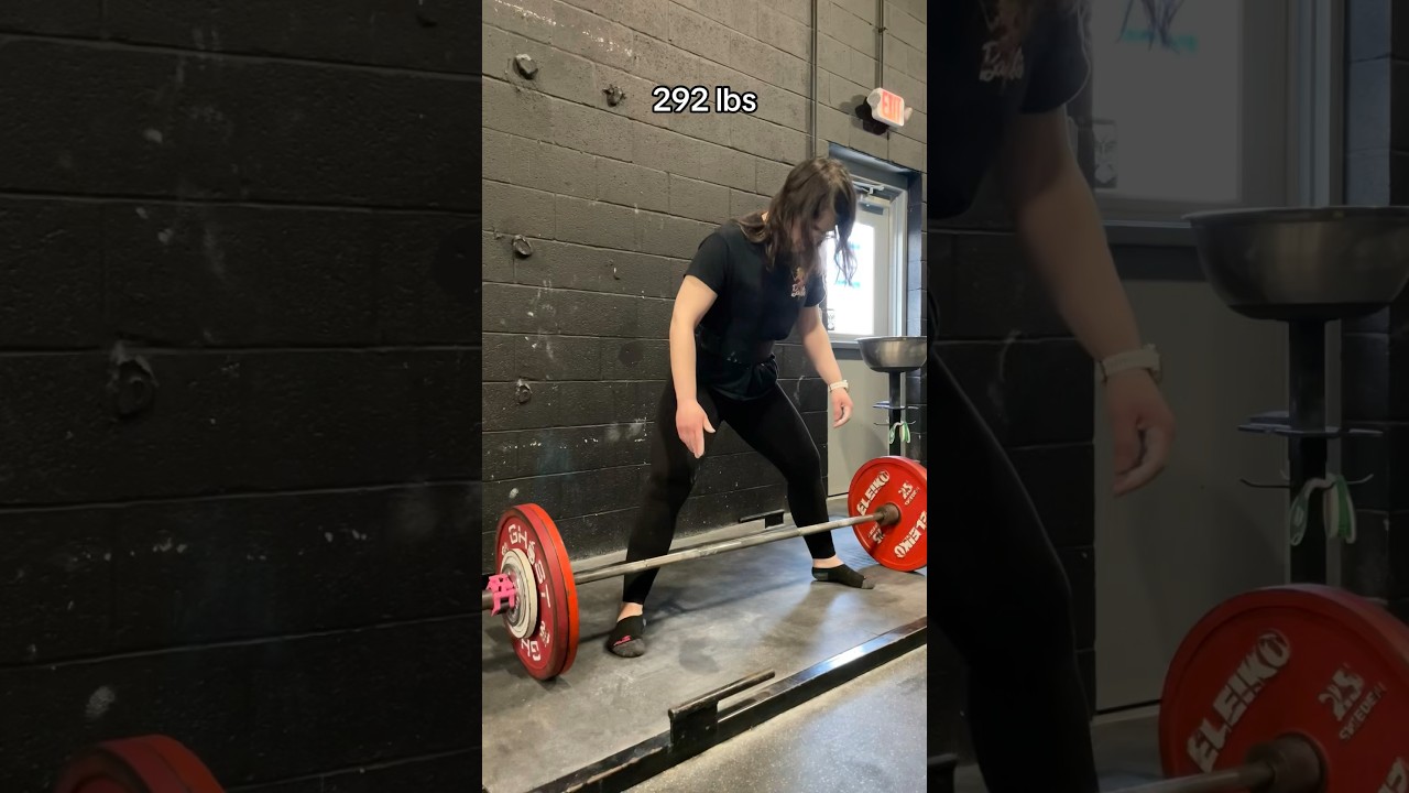 Jk had one more 292 hiding in my camera roll 😅 #deadlift #gym #girlswholift #liftheavy #strength