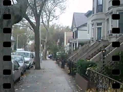 John Travolta alias Tony manero house and discothèque 