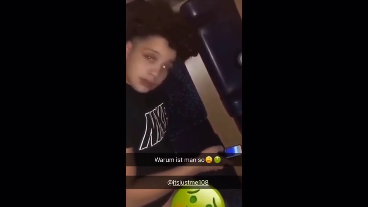 Jounes Amiri Holt sich ein Runter (Unzensiert)