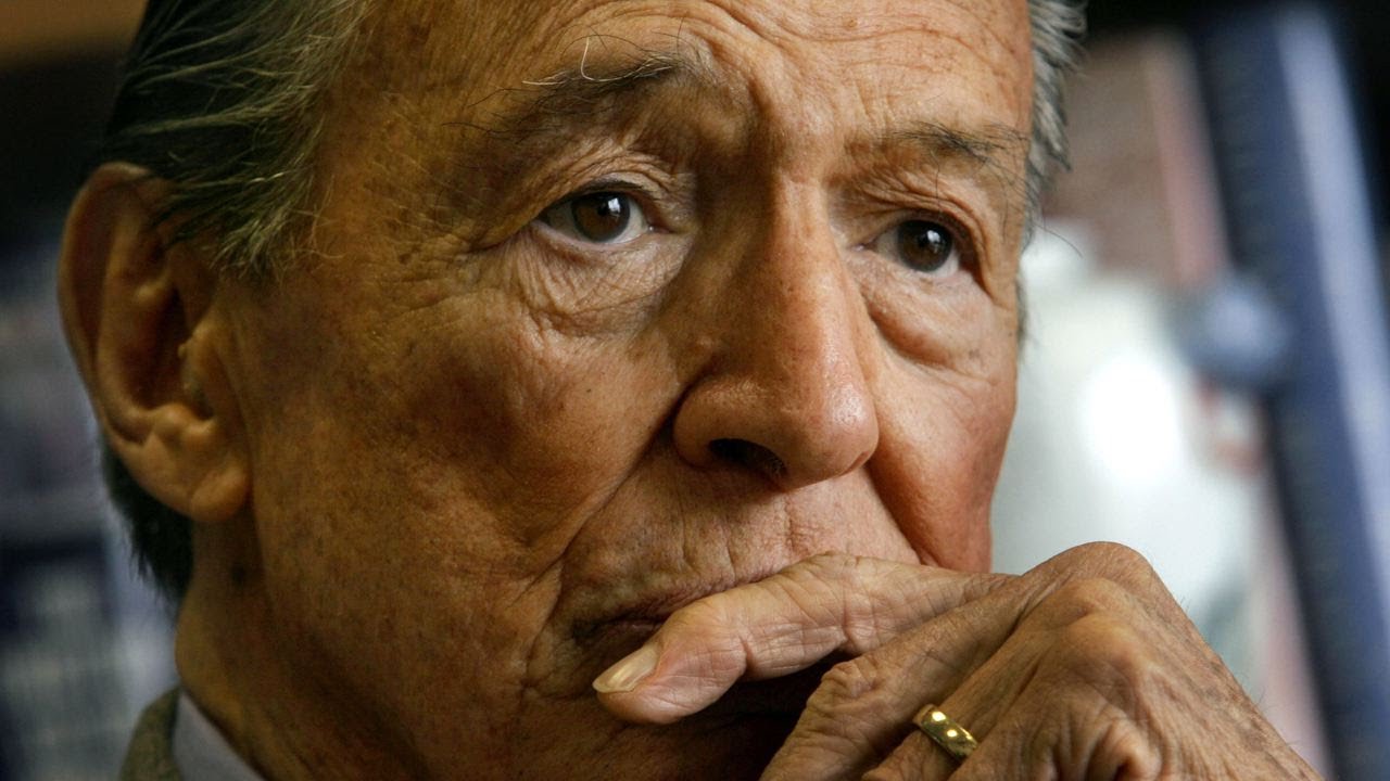 Journalist Mike Wallace Dies at 93