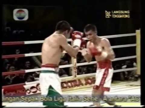 Juan Manuel Marquez vs Chris John