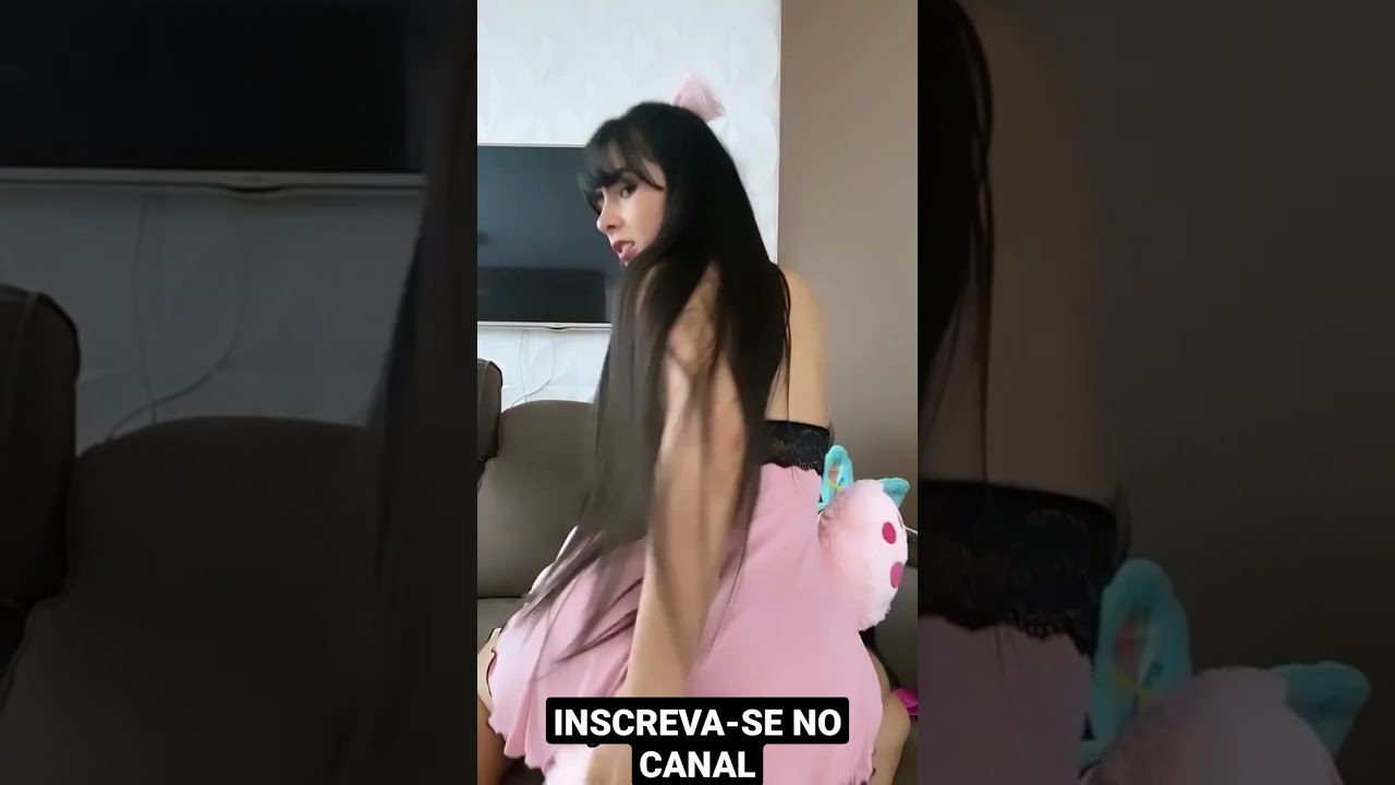JULIANA BONDE MONTANDO