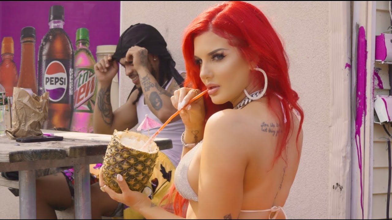 Justina Valentine- Splashy (Official Video)