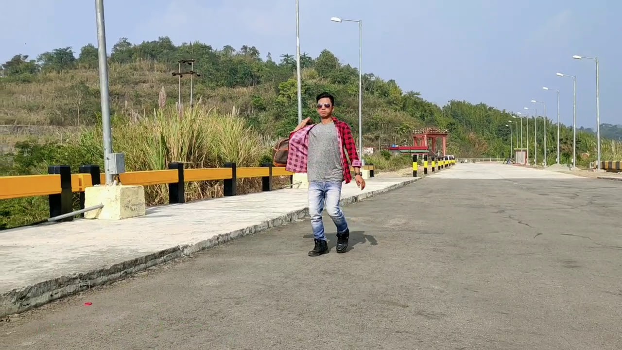 Ka thu le hla an naw.. B Lalsanglien Inbuon
