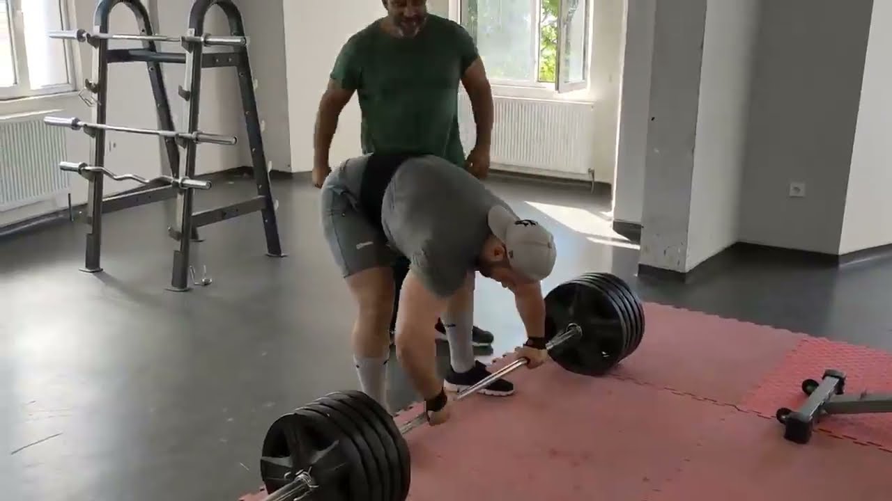 Kadir Hoca göte şaplak