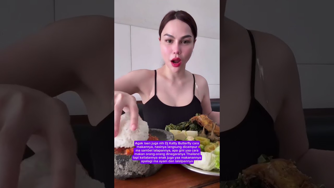 Kalo orang Thailand sih emang sukanya yang pedes-pedes #artis #djkattybutterfly