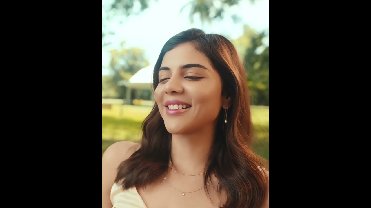 Kalyani Priyadarshan face & hot navel