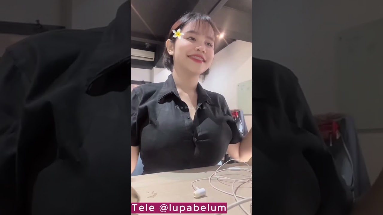 Kancing Hampir Lepas Velerie Tobrut Live TikTok💦 | Join Tele @lupabelum