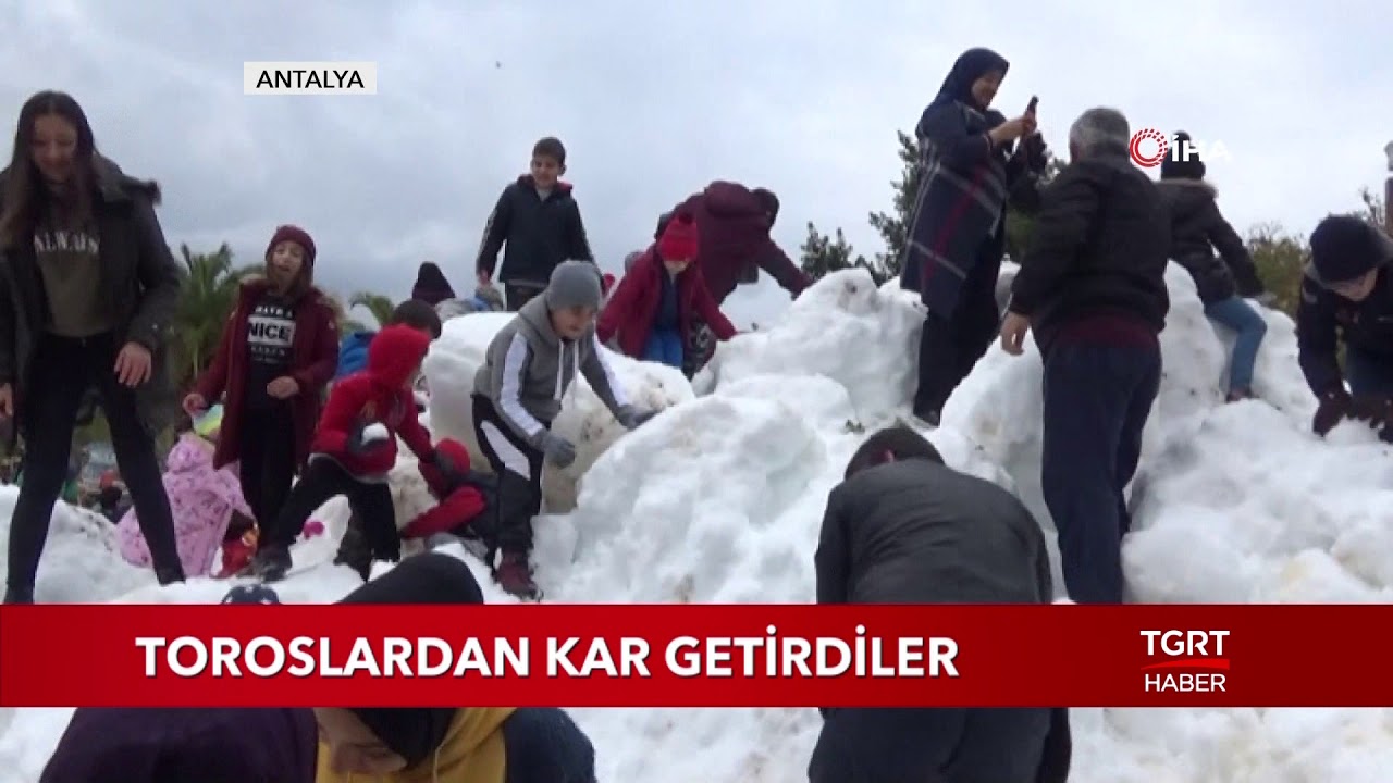 Kar Yağmayan Antalya'ya Kamyonlarla Kar Getirildi