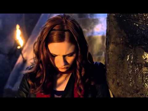 Karen Gillan - tentacle boot grab on Doctor Who