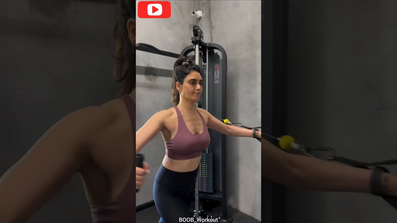 Karishma Tanna Hot Workout 😍💦