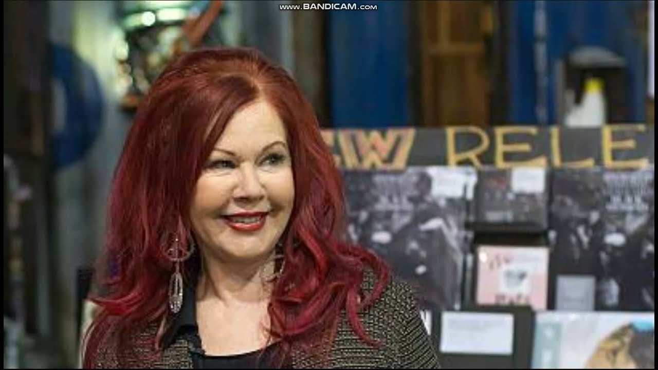 Kate Pierson's Stomach Growling 3