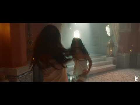 Katrina Kaif Tiger 3 catfight trailer