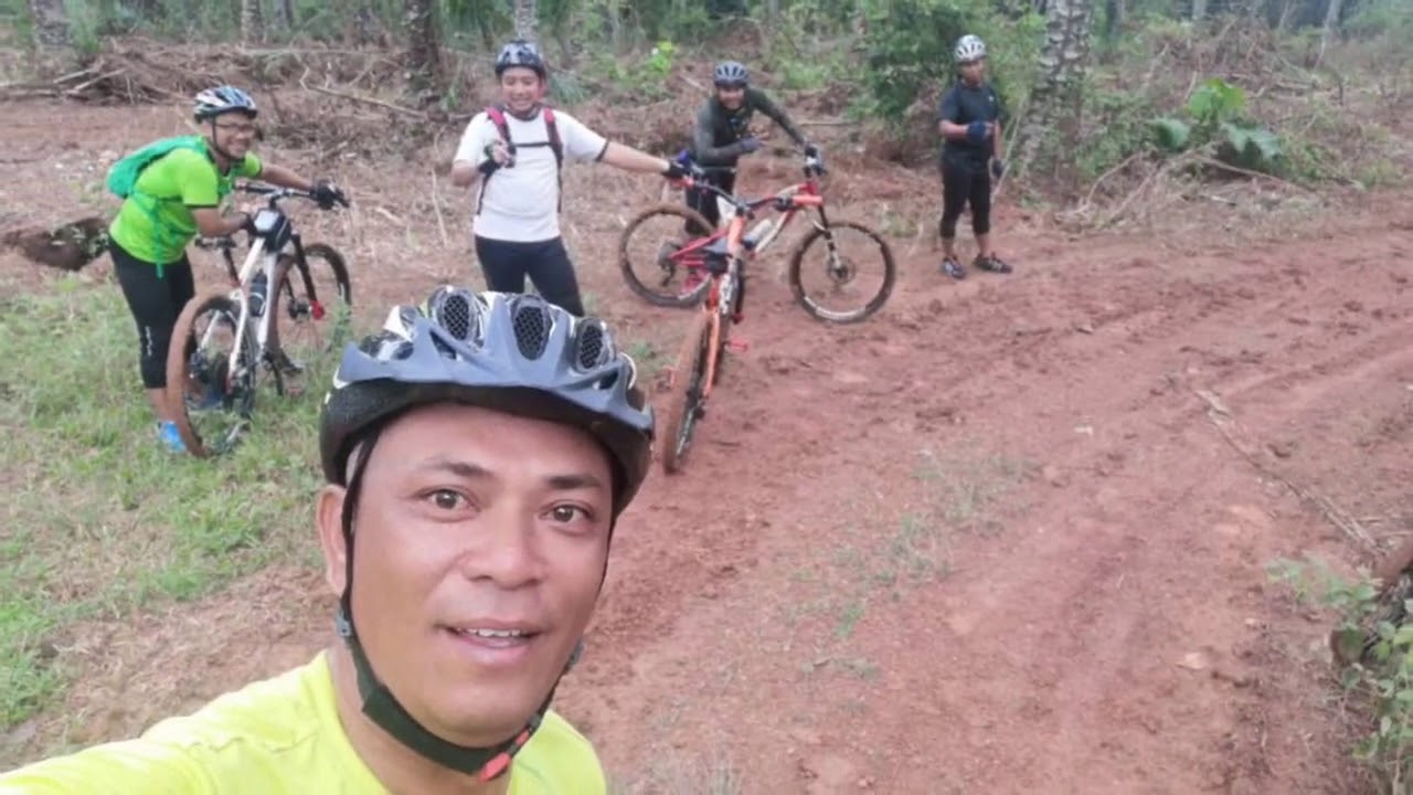 Kayuhan Silaturrahim Kebas Edisi Santai-santai Offroad Kota Seriemas