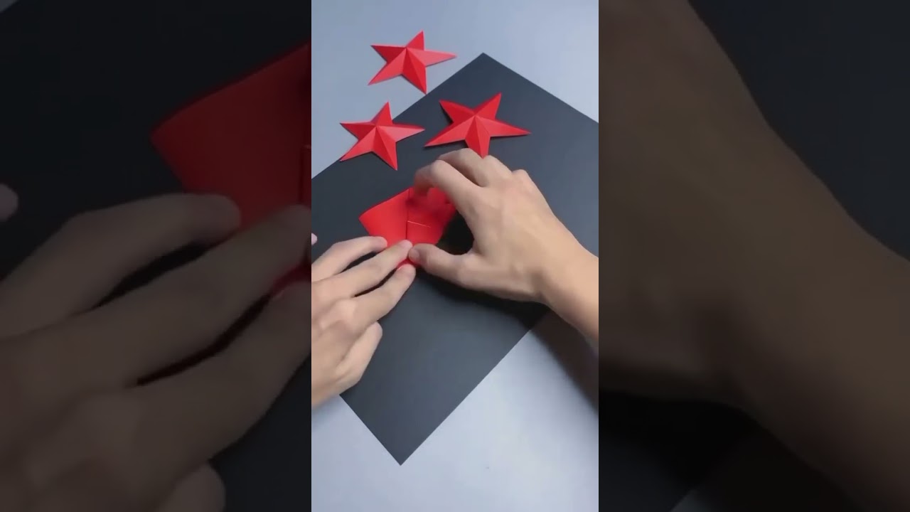 Kağızdan ulduz düzəltmək . Özün düzəlt Yıldız yapmaq. Kendin yap. Ulduz əl işi düzəlt