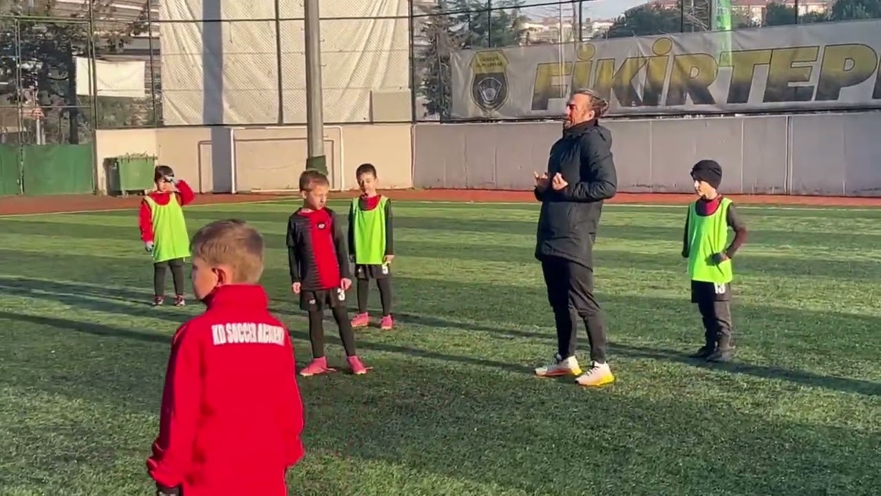KD Soccer Academy | Pass & Support Rondo Game | U7 & U8 Team Training |
