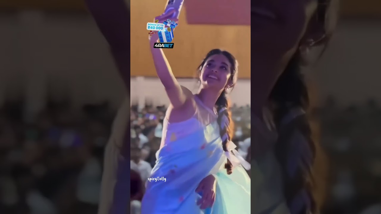 KeerthySuresh😍Showing her Clean Wet Armpits 👅..To all her fans 🥵.. Whose gonna wipe it out