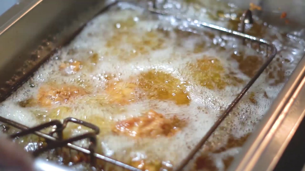 KENIKMATAN AYAM GEPREK KEPRABON
